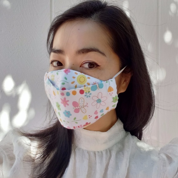 Trendy Jewels Accessories - 3 Layers Face Mask Happy Sun Bunnies Butterflies